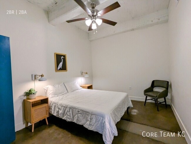 Building Photo - Two bedroom in Midtown
