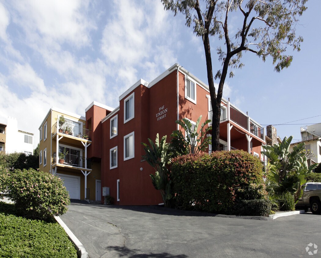 Foto principal - 3145 Union St