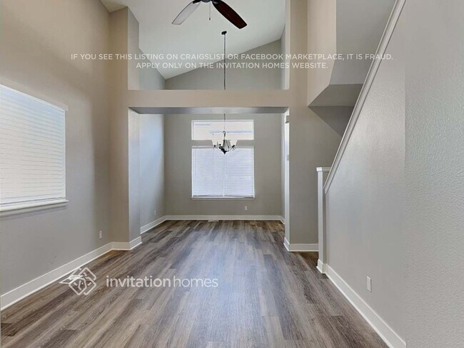 Building Photo - 720 Ancestra Dr