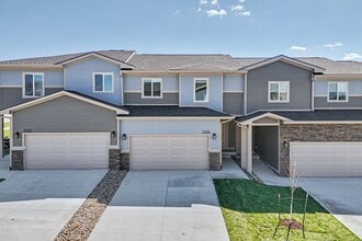 Building Photo - 9067 Calvin Dr