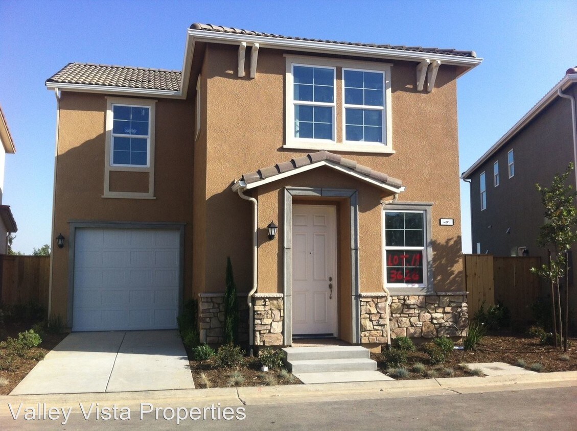 Primary Photo - 3 br, 2.5 bath House - 3626 Tapestry Way