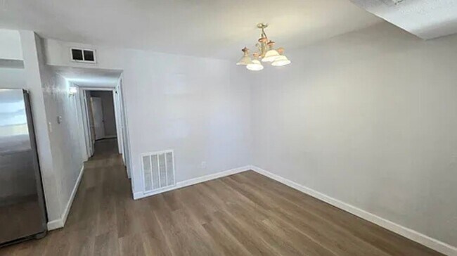 Building Photo - 405 Liberty Pl