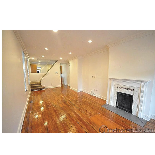 Building Photo - 1153 Jaeger St