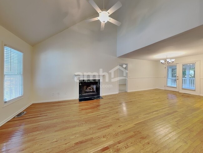 Building Photo - 12524 Waterlow Park Ln