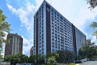 Building Photo - 11801 Rockville Pike
