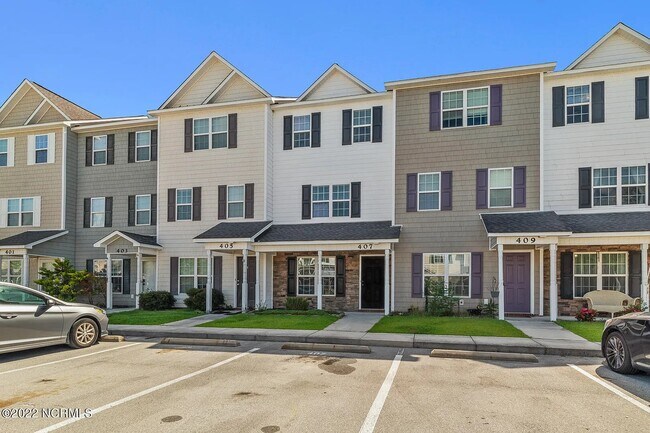 Foto del edificio - 407 Caldwell Loop
