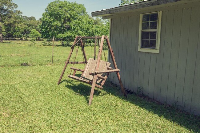 Building Photo - 15222 County Rd 436