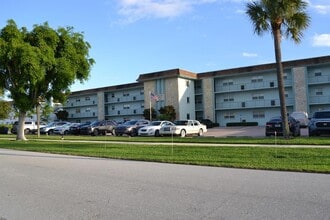 Building Photo - 124 Shore Ct