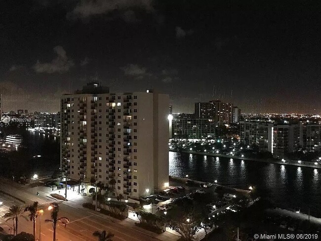 Intercoastal Views - 2751 S Ocean Dr