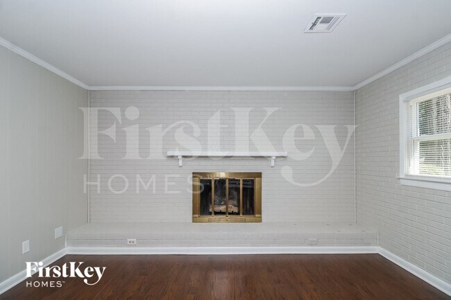 Building Photo - 4512 Grendel Rd