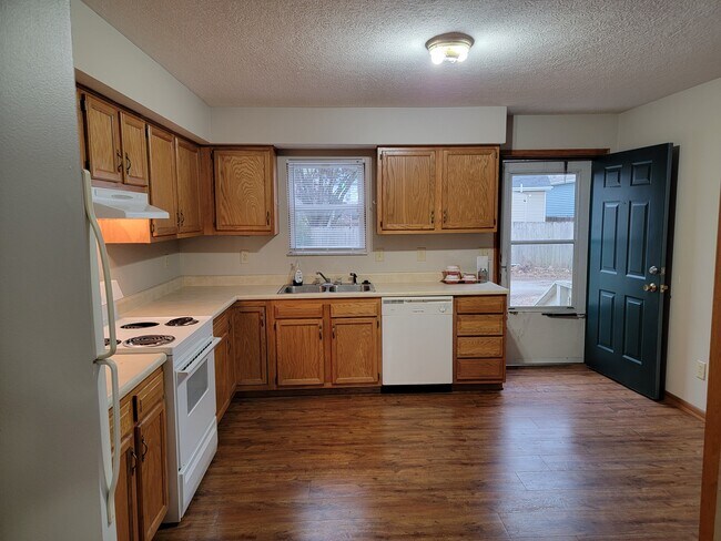 Foto del edificio - 490 E Sycamore St