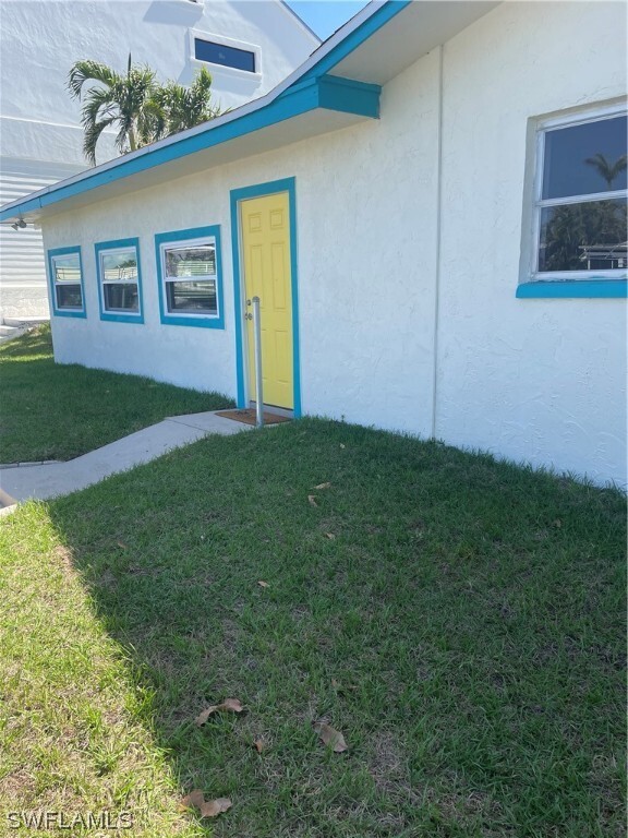 Foto principal - 2742 Bruce St
