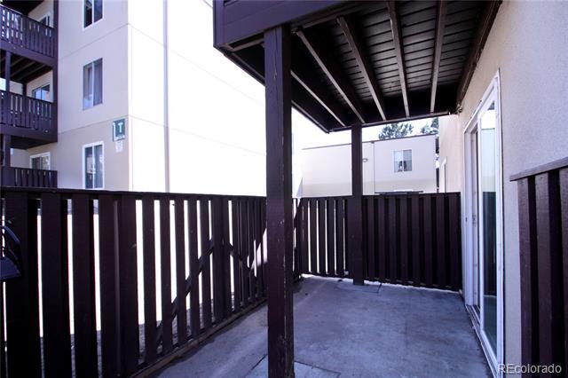 Foto del edificio - 9725 E Harvard Ave
