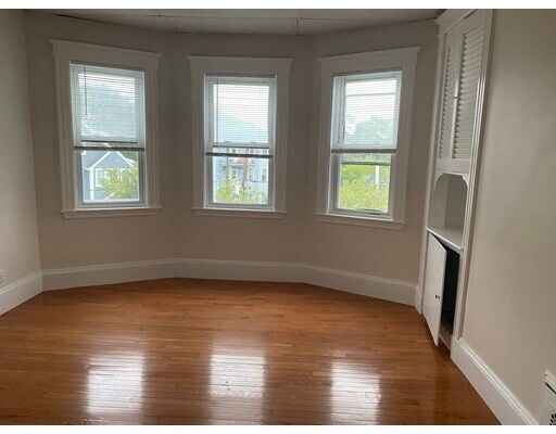 Building Photo - 416 Trapelo Rd