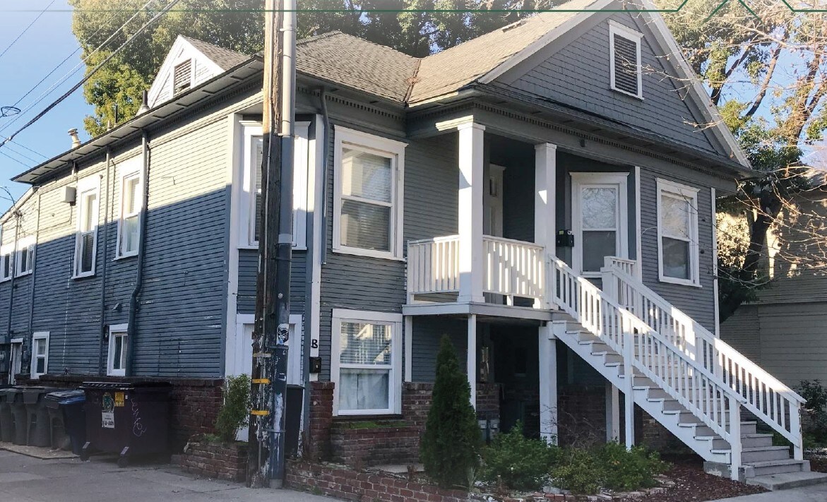 Primary Photo - 914 26th St