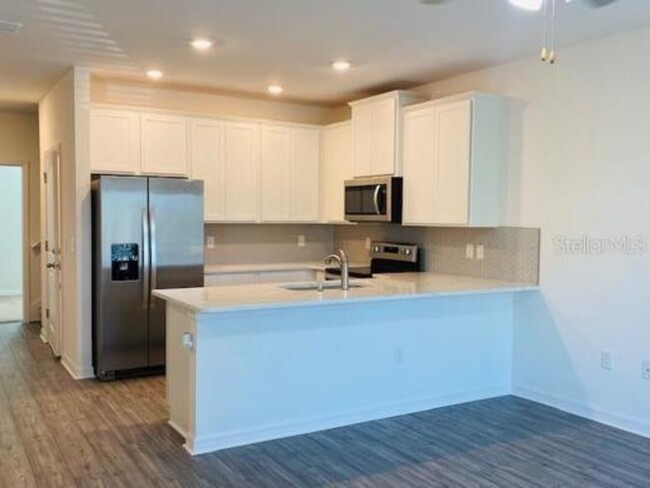 Foto del edificio - Gorgeous 3br/2.5ba townhome in Sea Forest ...