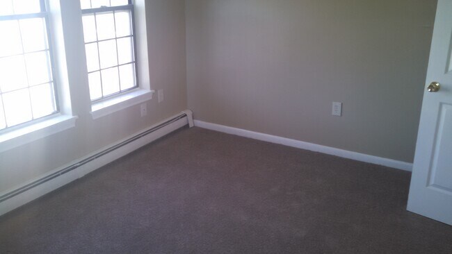 Dormitorio - 121 Huyshope Ave