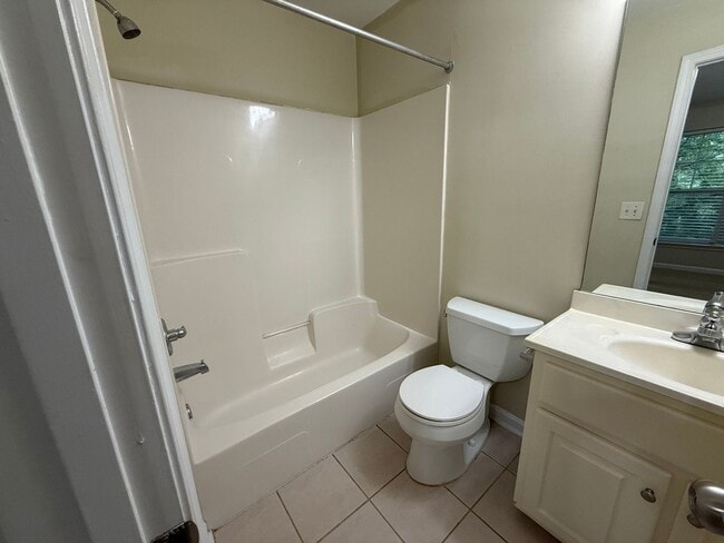 Building Photo - PRE-LEASING FOR AUGUST 2026!