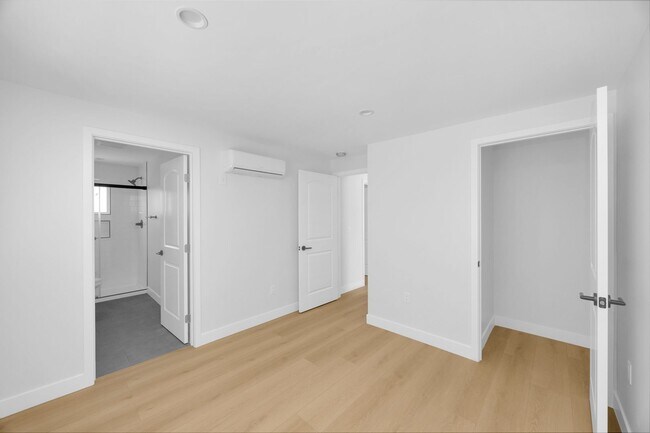 Foto del edificio - 3 Bedroom, 2 Bathroom Home – Near CSULB