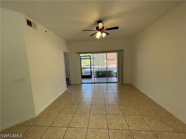 Foto del edificio - 7915 Preserve Cir