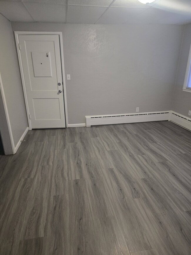 Building Photo - 157 14th St SE