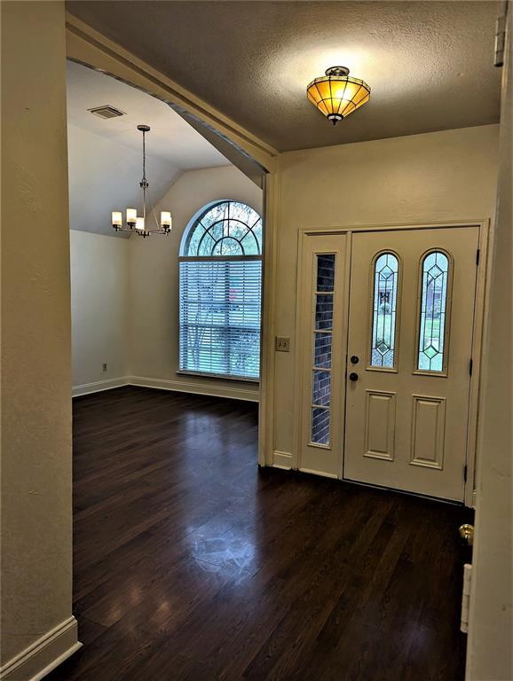 Building Photo - 1306 Lamplight Trail Dr