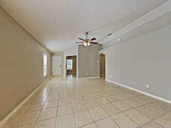 Primary Photo - 18005 Cypress Bay Pkwy