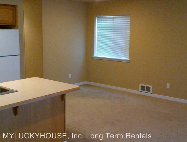 Building Photo - 20898 Nova Loop
