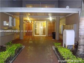 Foto del edificio - 600 NW 32nd Pl