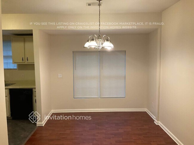 Foto del edificio - 1410 Chelsea Downs Ln NE