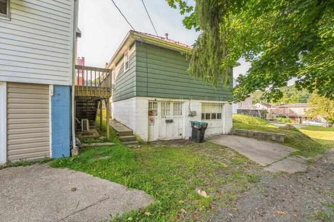 Foto del edificio - 316 1/2 Harrison Street