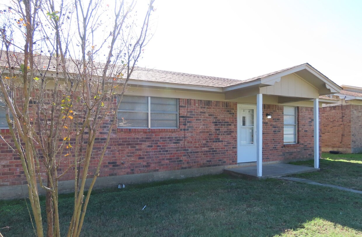 Primary Photo - Charming 2 Bedroom, 1 Bath in Whitehouse ISD!