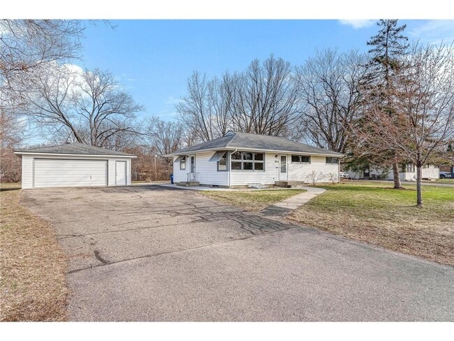 Building Photo - 3416 Baillif Pl