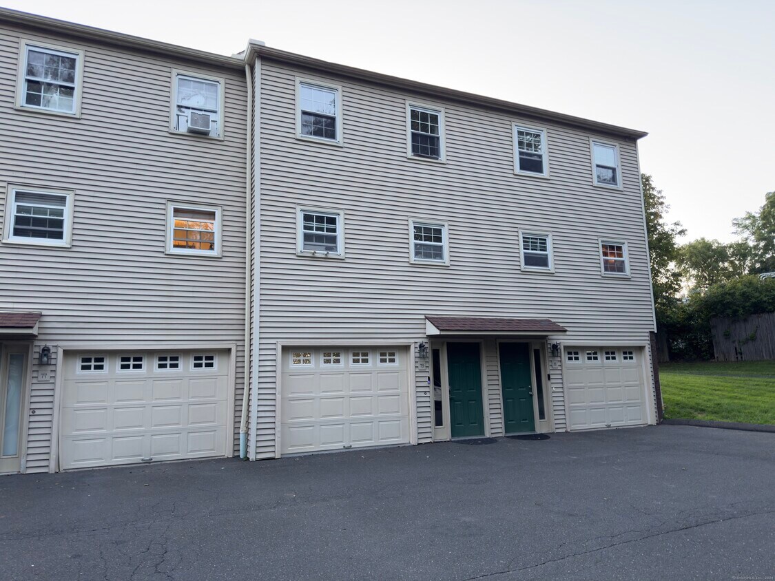 Primary Photo - 79 Prange Rd