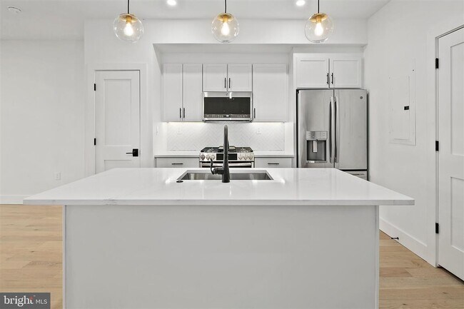 Foto del edificio - 1505 K St SE