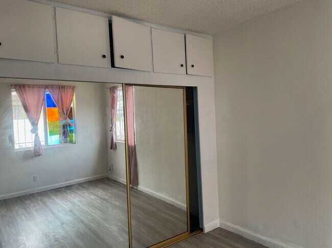 Foto del edificio - 674 E 115th St