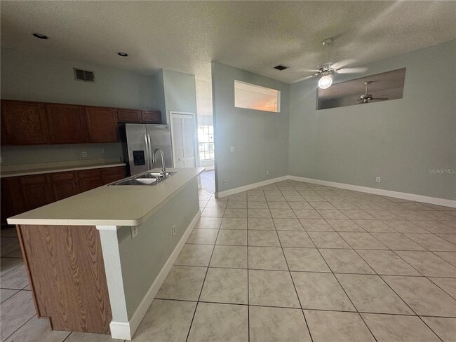 Foto del edificio - 10941 Mill Pond Way