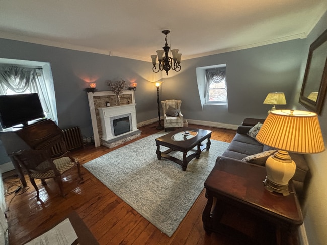 Foto del edificio - 83 S Hamilton St