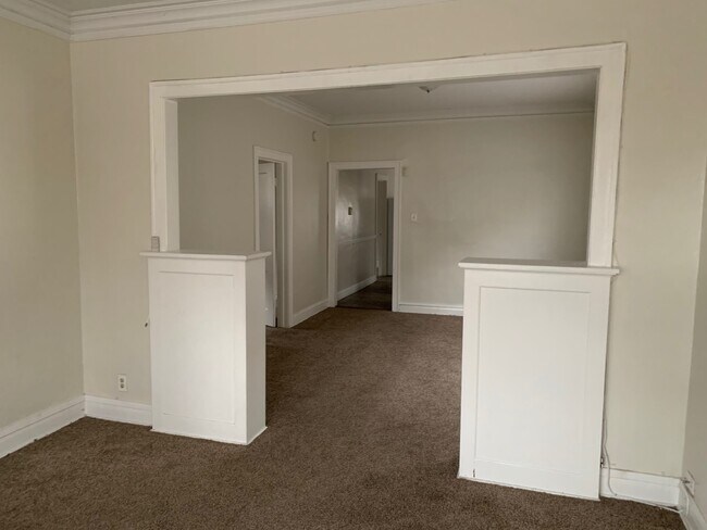 Foto del edificio - 6929 S Artesian Ave