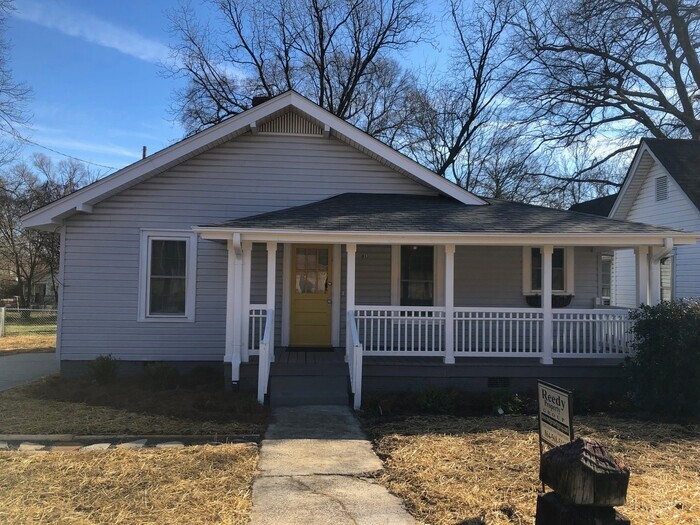 Foto principal - 3 bed 2 bath home in Downtown Greenville