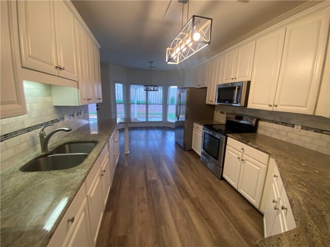 Building Photo - 805 Doe Hill Ln