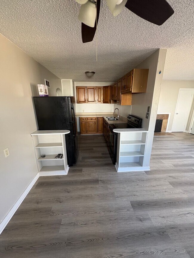 Foto del edificio - 1 Bedroom 1 Bathroom Updated Duplex