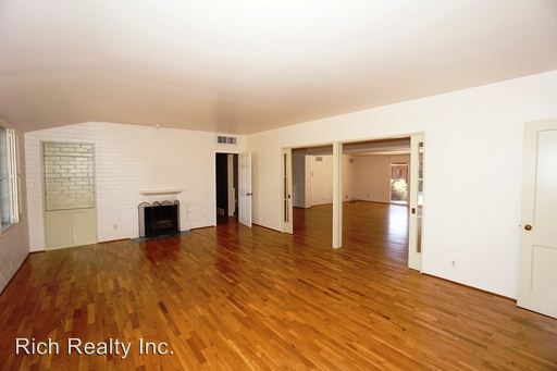 Building Photo - 2050 E Hampton St