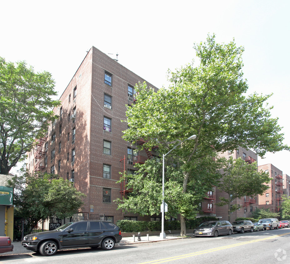 Primary Photo - 270 Clarkson Ave