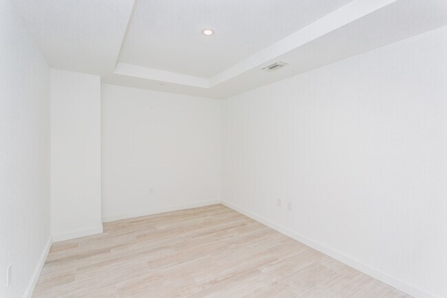 Foto del edificio - 45 SW 9th St