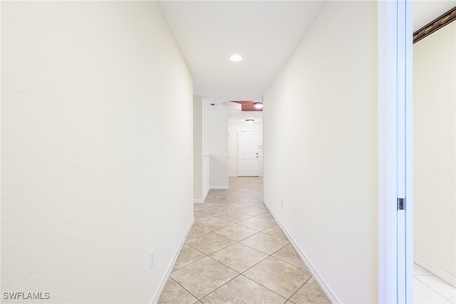 Building Photo - 5805 Grande Reserve Way