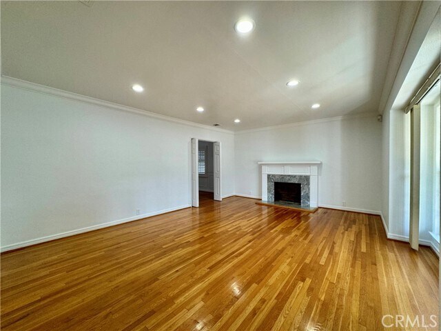 Foto del edificio - 5924 N Willard Ave