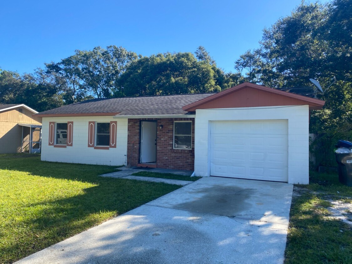 2863 Ct, Orlando, FL 32826 House Rental in Orlando, FL