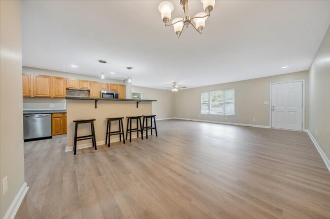 Foto del edificio - 185 Catawba Rd