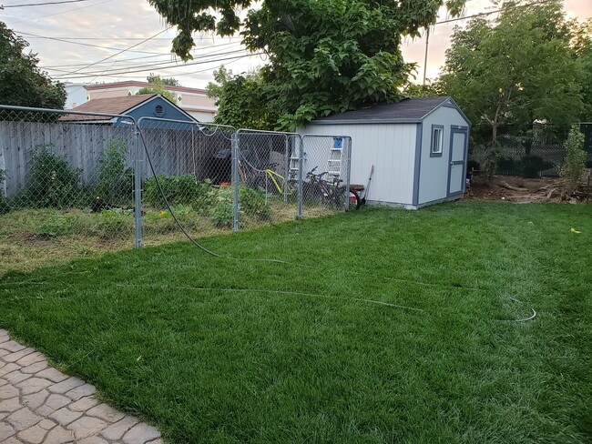 Building Photo - 3 bedroom 1 bath *****Great location!